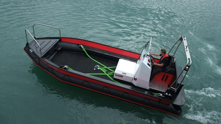 Open Polarcikel work boat